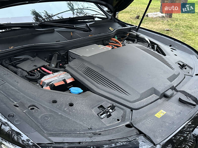 Внедорожник / Кроссовер Audi Q8 e-tron 2023 в Житомире фото 99 Внедорожник / Кроссовер Audi Q8 e-tron 2023 в Житомире