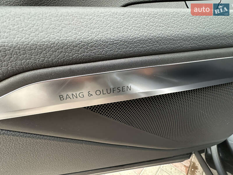 Внедорожник / Кроссовер Audi Q8 e-tron 2023 в Харькове