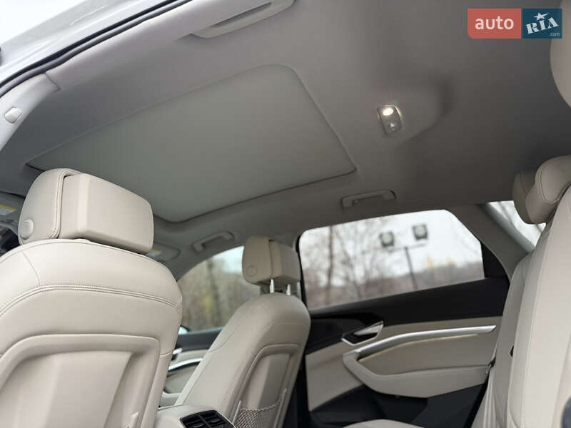 Внедорожник / Кроссовер Audi Q8 e-tron 2023 в Киеве фото 52 Внедорожник / Кроссовер Audi Q8 e-tron 2023 в Киеве