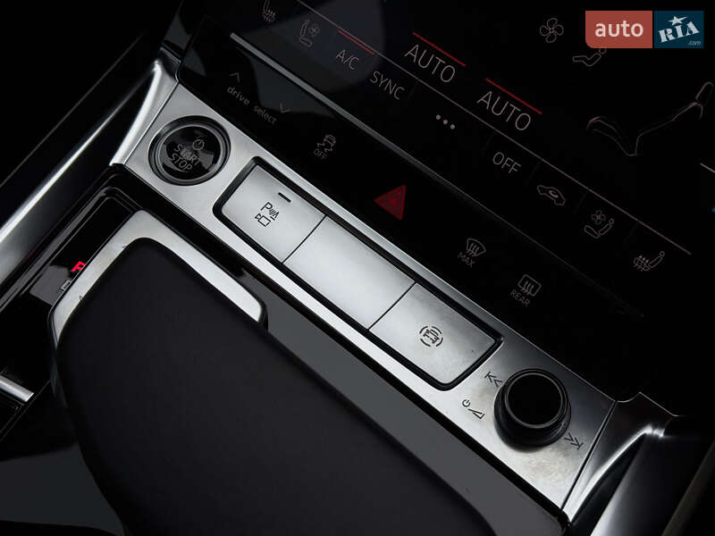 Внедорожник / Кроссовер Audi Q8 e-tron 2023 в Киеве фото 75 Внедорожник / Кроссовер Audi Q8 e-tron 2023 в Киеве