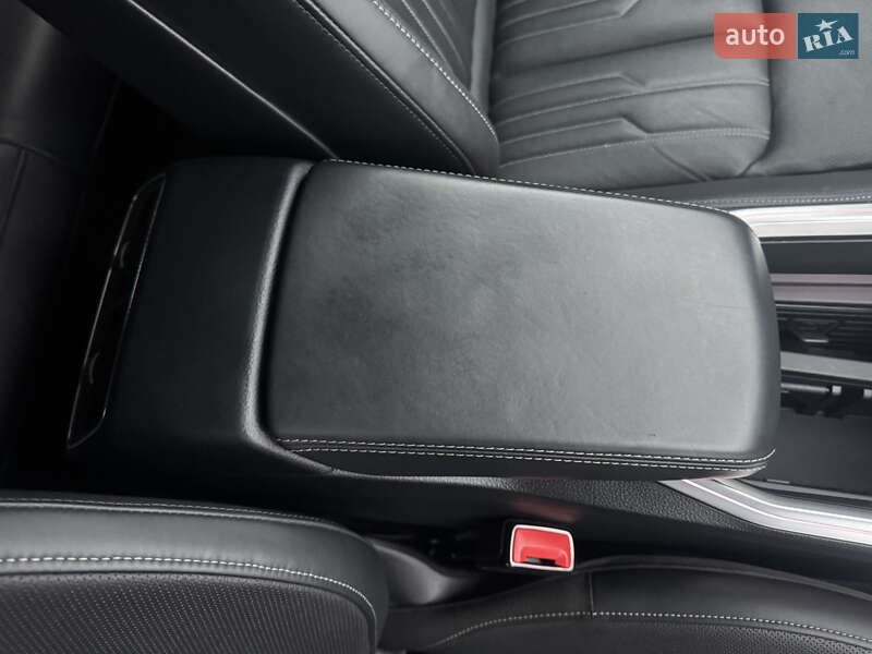 Внедорожник / Кроссовер Audi Q8 e-tron 2023 в Киеве фото 37 Внедорожник / Кроссовер Audi Q8 e-tron 2023 в Киеве