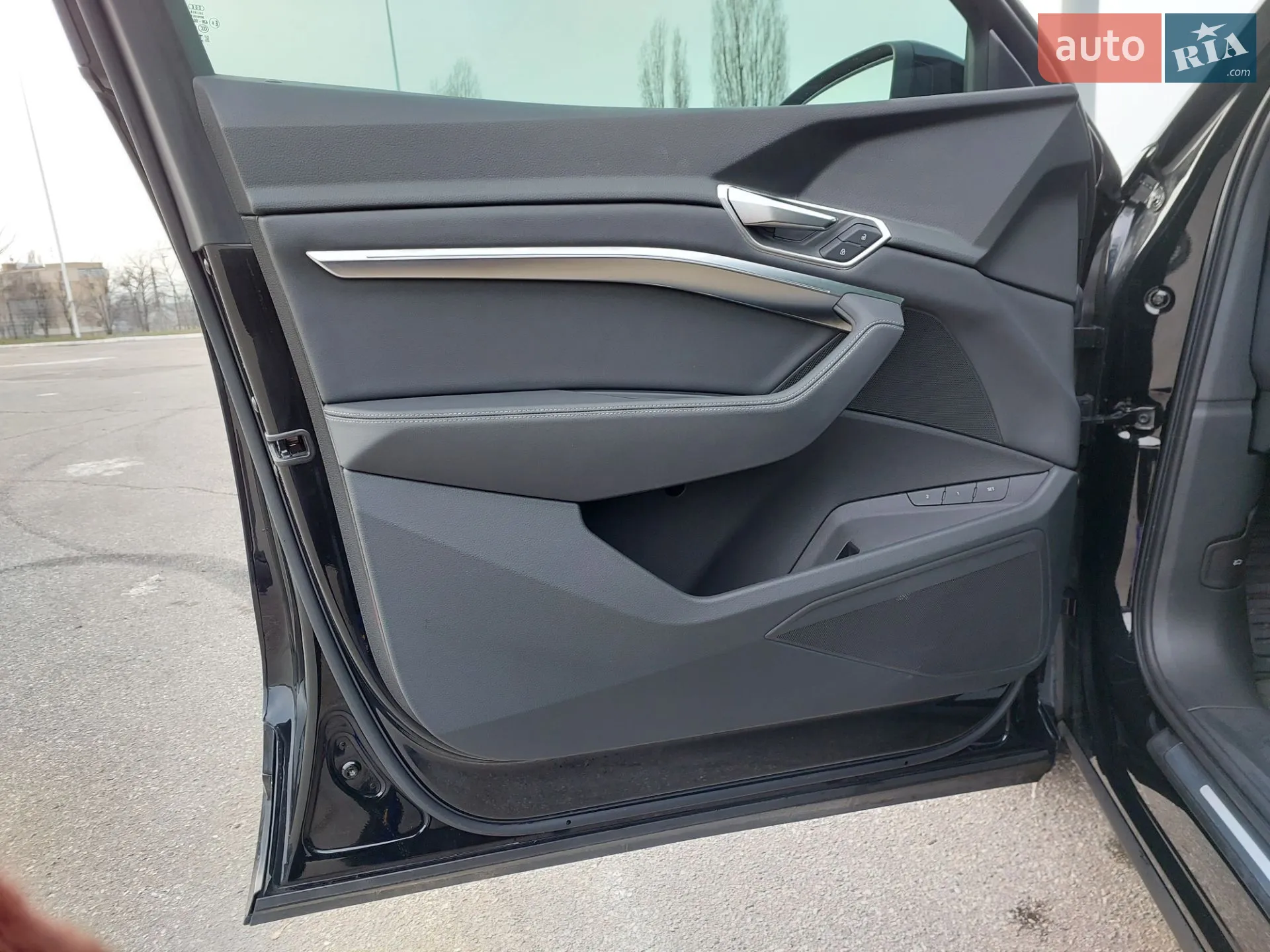 2023 Audi Q8 - мініатюра 31