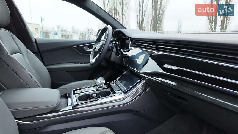 Внедорожник / Кроссовер Audi Q8 e-tron 2023 в Киеве