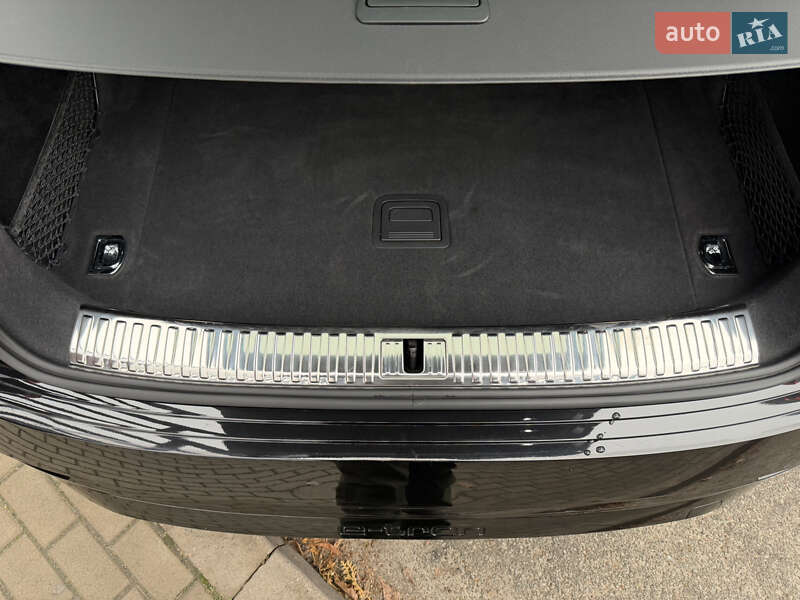 Внедорожник / Кроссовер Audi Q8 e-tron 2023 в Киеве