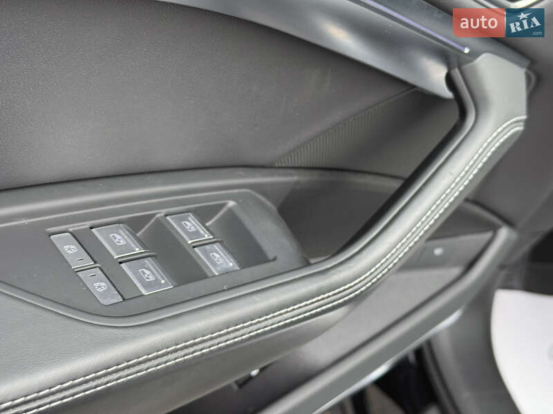 Внедорожник / Кроссовер Audi Q8 e-tron 2023 в Киеве фото 36 Внедорожник / Кроссовер Audi Q8 e-tron 2023 в Киеве