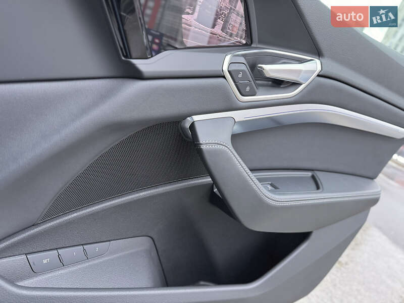 Внедорожник / Кроссовер Audi Q8 e-tron 2023 в Киеве фото 66 Внедорожник / Кроссовер Audi Q8 e-tron 2023 в Киеве