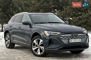 Внедорожник / Кроссовер Audi Q8 e-tron 2023 в Львове