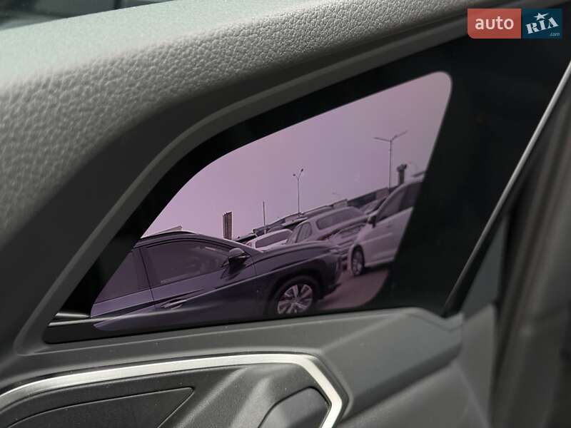 Внедорожник / Кроссовер Audi Q8 e-tron 2023 в Мукачево