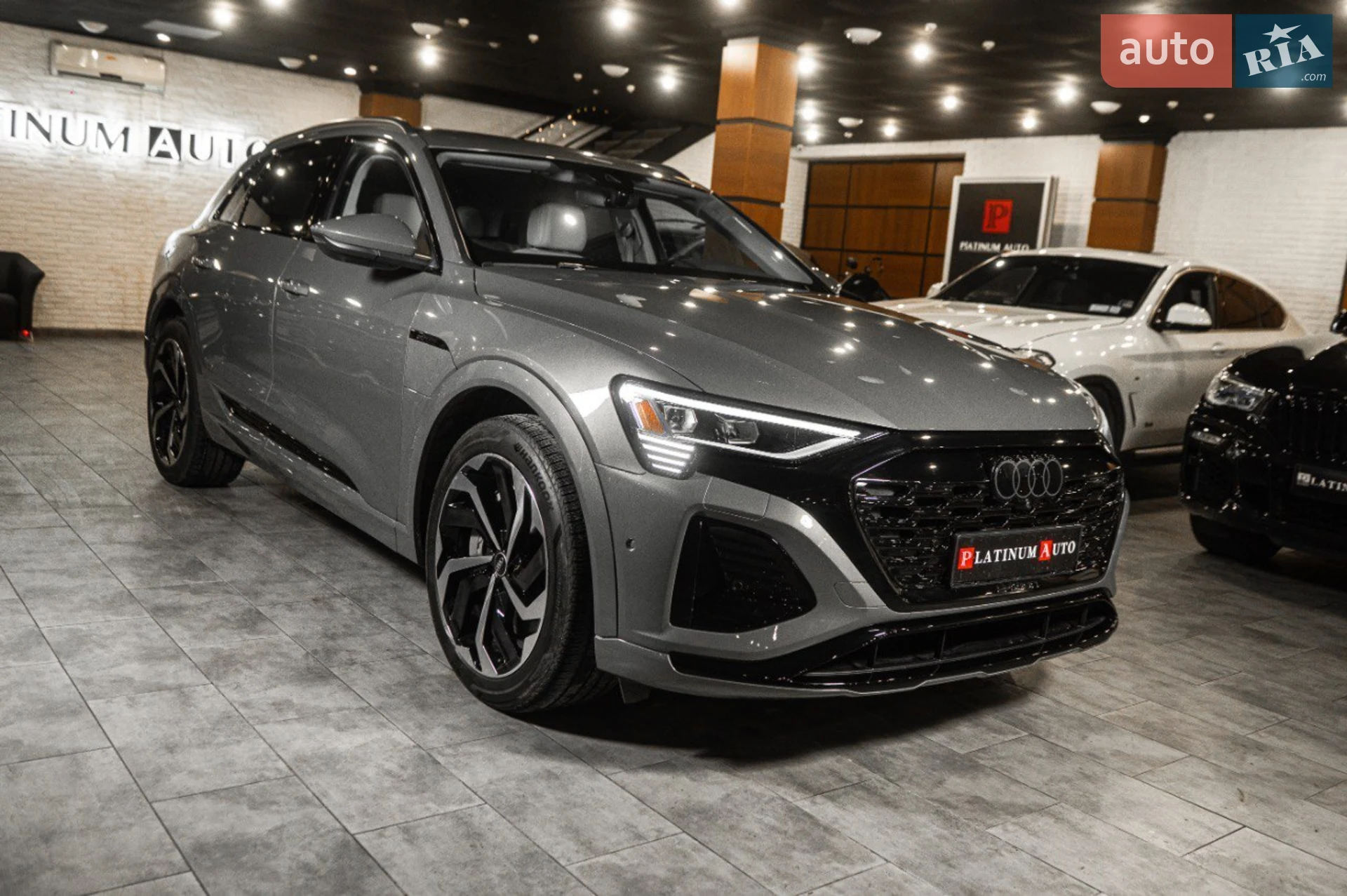2023 Audi Q8 - мініатюра 3