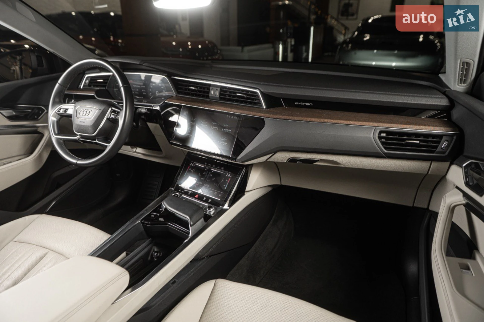 2023 Audi Q8 - мініатюра 9