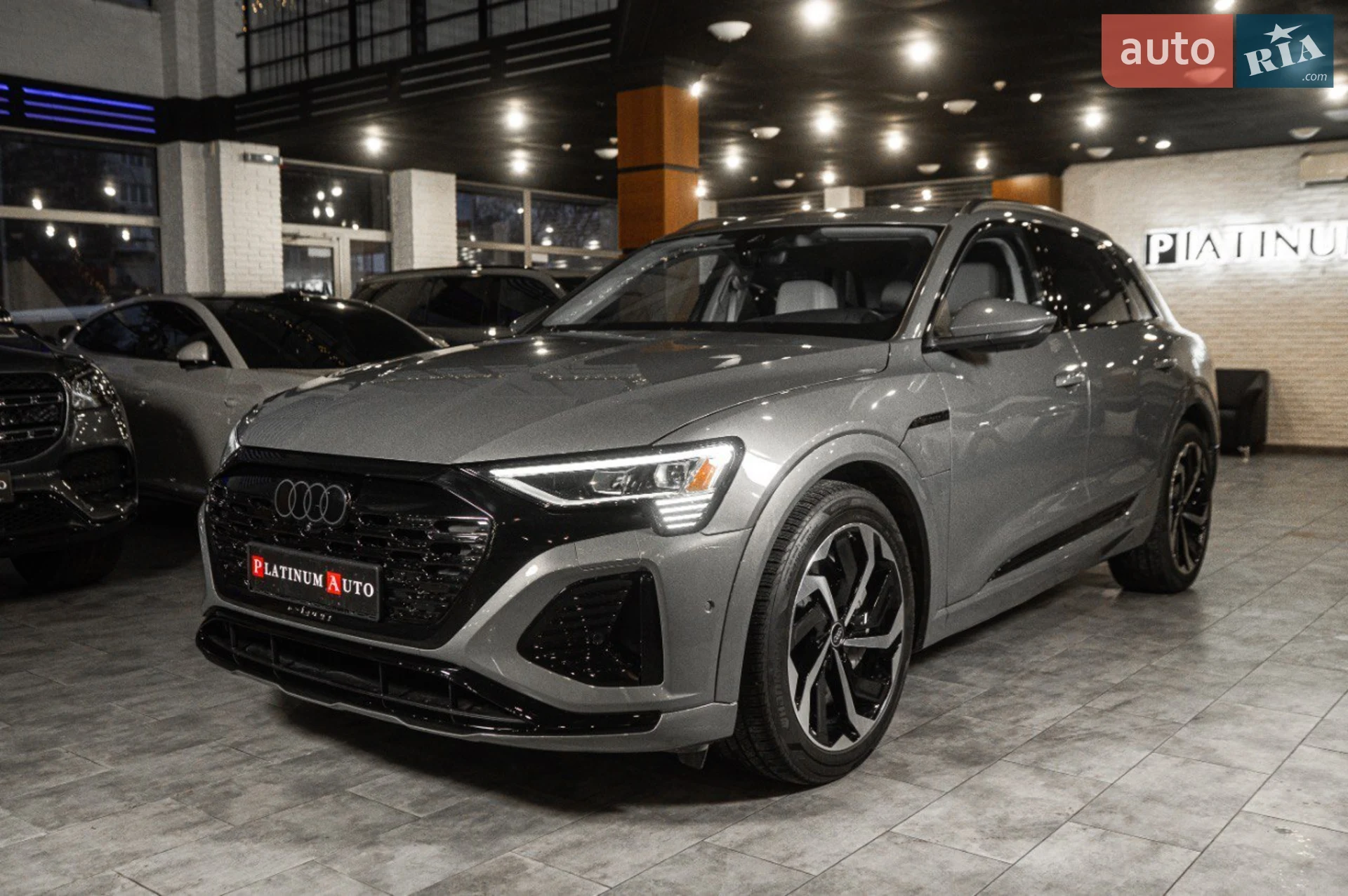 2023 Audi Q8 - мініатюра 33