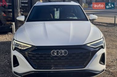 Внедорожник / Кроссовер Audi Q8 e-tron 2023 в Киеве