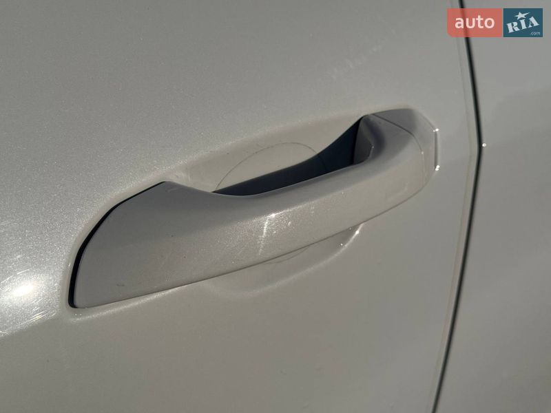 Внедорожник / Кроссовер Audi Q8 e-tron 2023 в Киеве