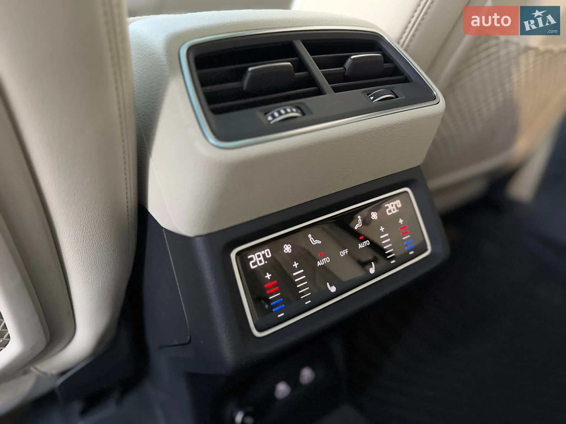 2023 Audi Q8 - мініатюра 26