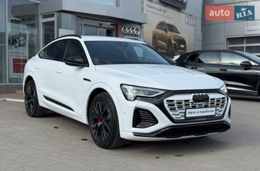 Позашляховик / Кросовер Audi Q8 e-tron 2023 в Хмельницькому