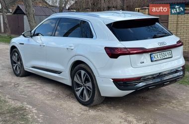 Внедорожник / Кроссовер Audi Q8 e-tron 2023 в Харькове