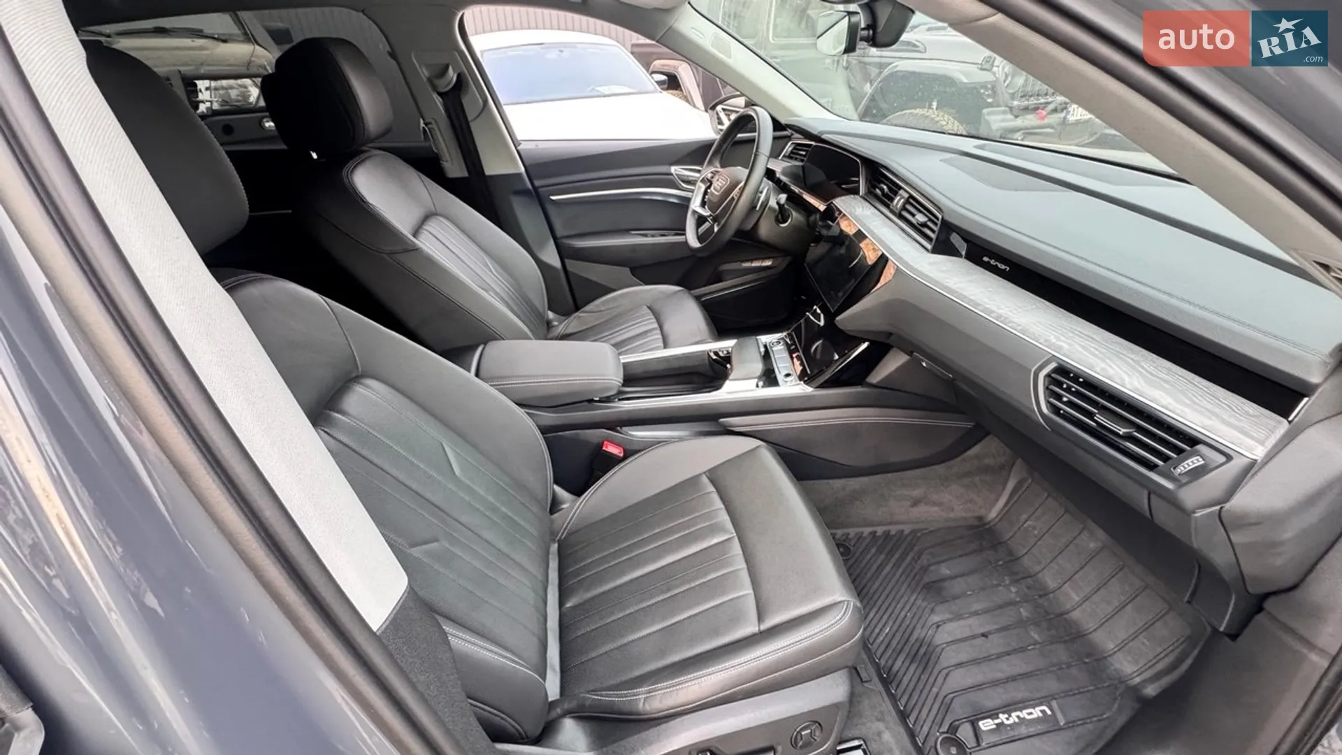 2024 Audi Q8 - мініатюра 9