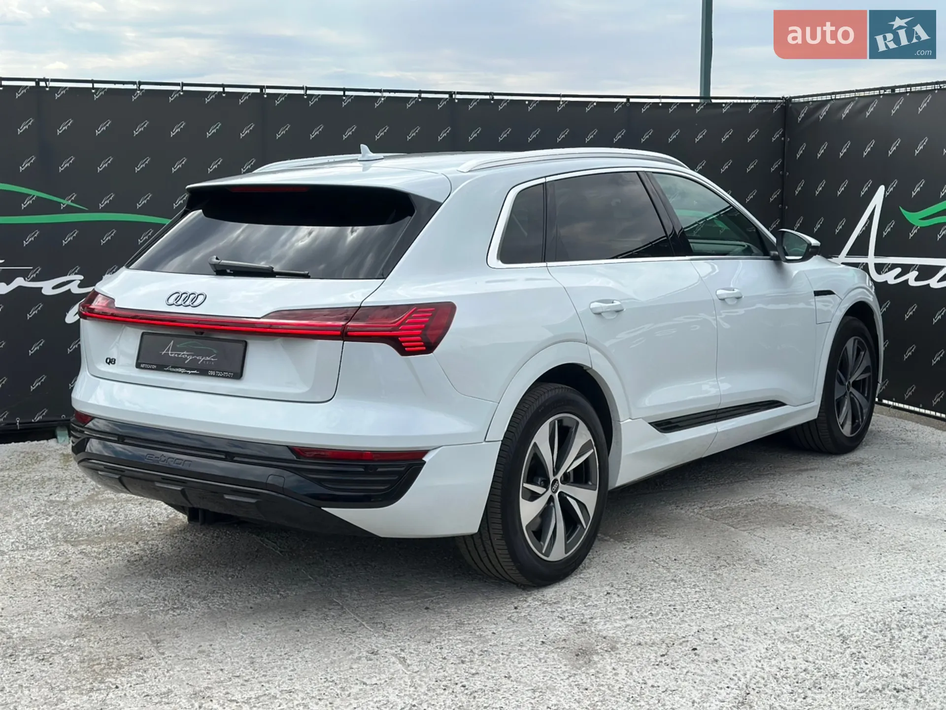 2023 Audi Q8 - мініатюра 2