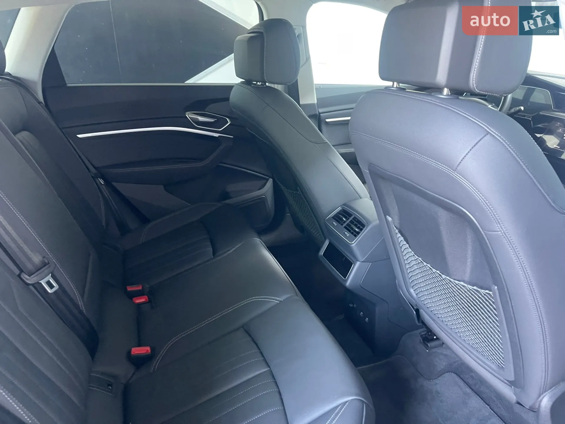 2023 Audi Q8 - мініатюра 23