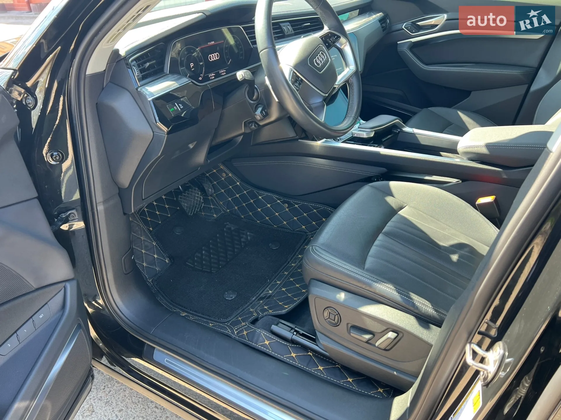 2023 Audi Q8 - мініатюра 38