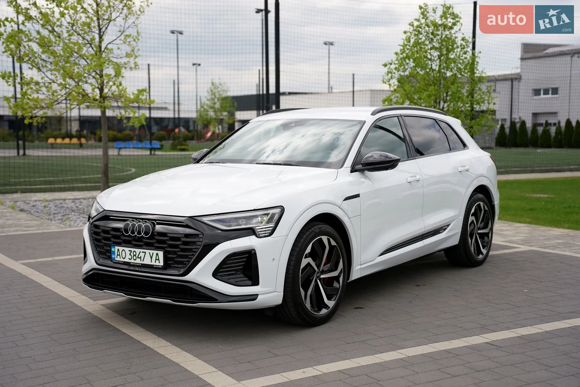 2023 Audi Q8 - мініатюра 8