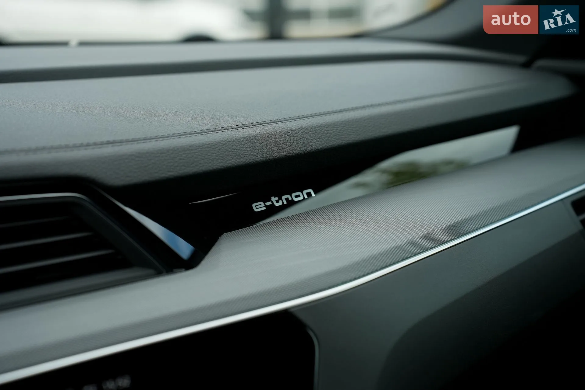 2023 Audi Q8 - мініатюра 61