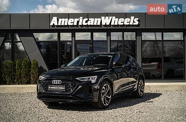 Внедорожник / Кроссовер Audi Q8 e-tron 2024 в Черновцах