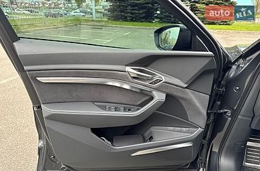 Внедорожник / Кроссовер Audi Q8 e-tron 2024 в Киеве