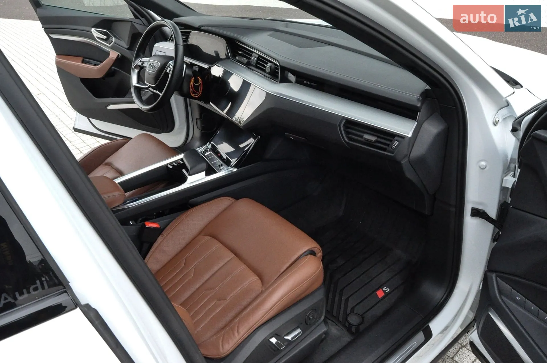 2023 Audi Q8 - мініатюра 27