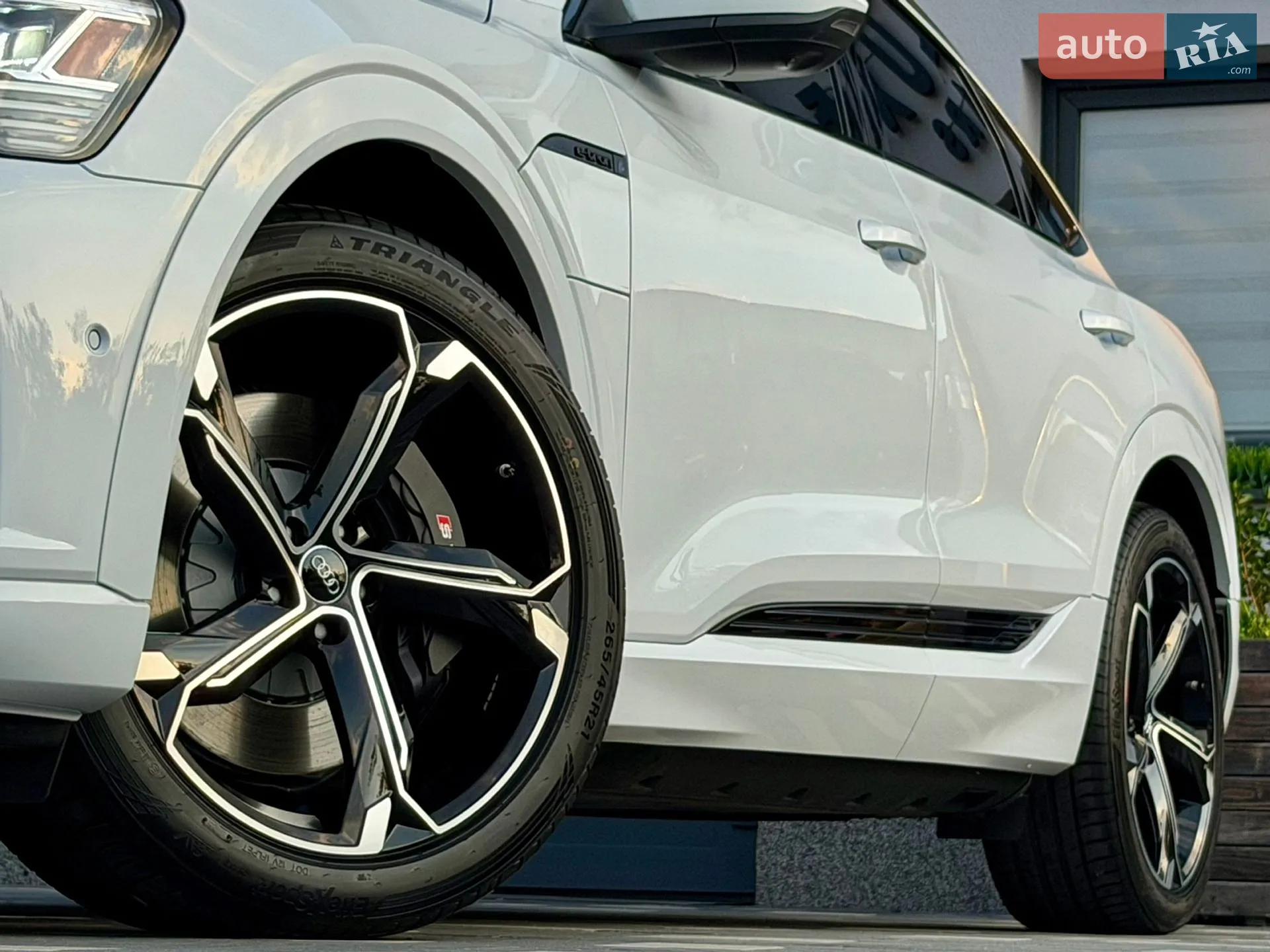 2023 Audi Q8 - мініатюра 14