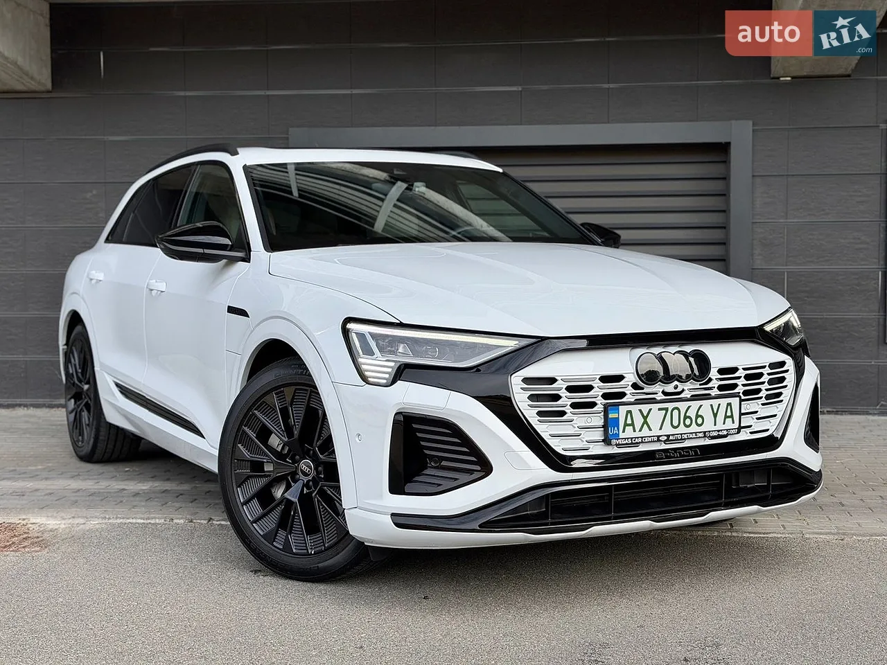 2017 Mercedes-Benz GLE - мініатюра 24
