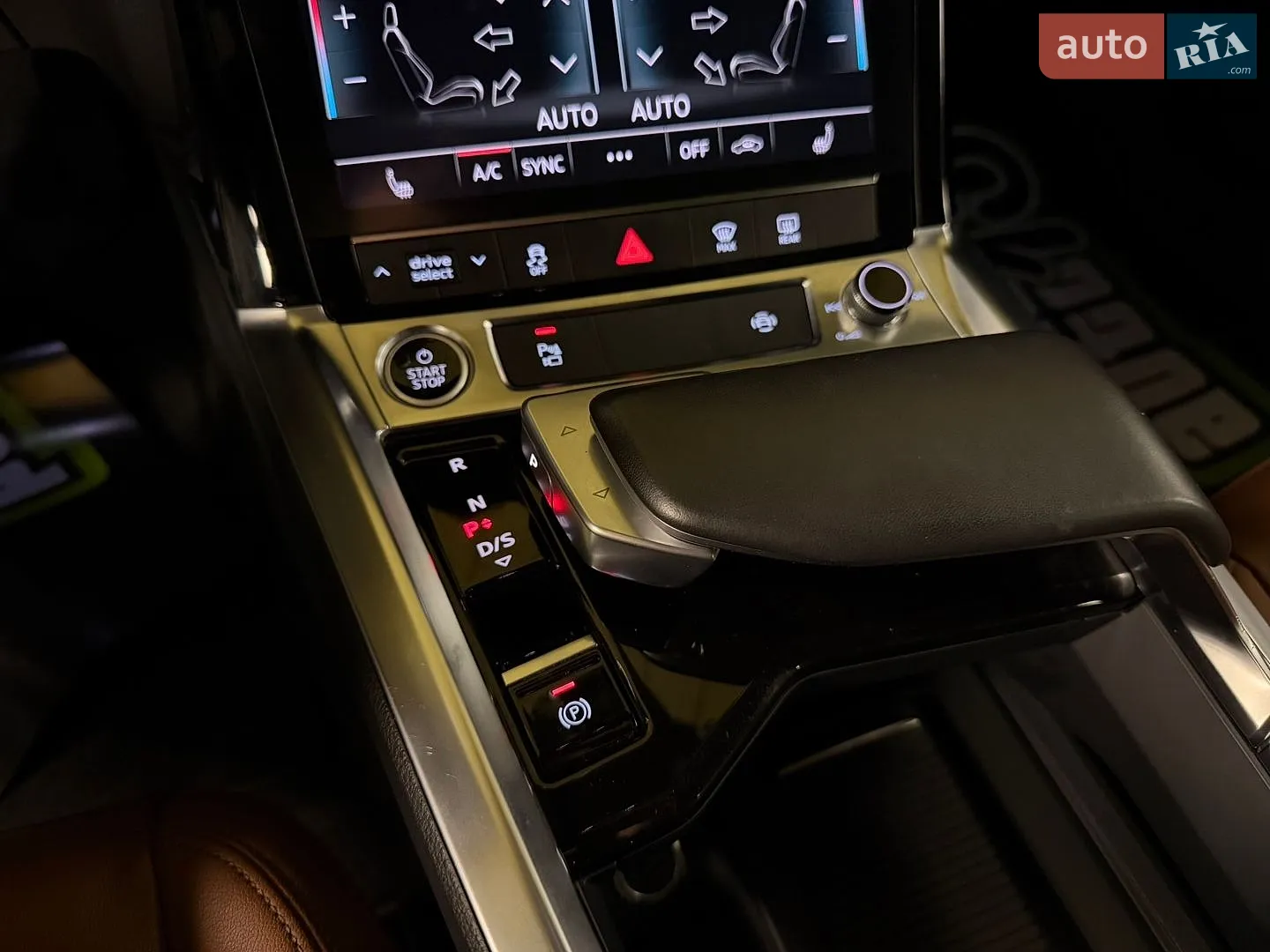 2023 Audi Q8 - мініатюра 33