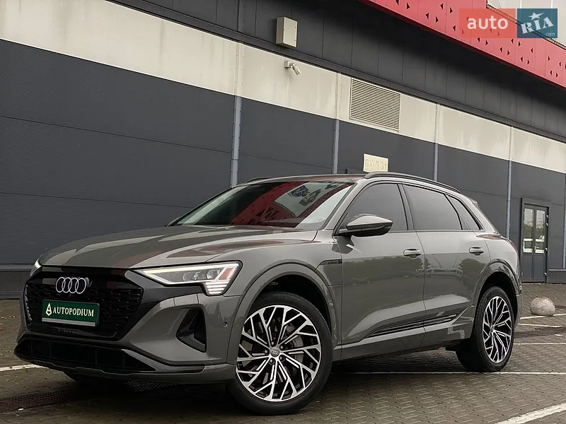 Audi Q8 e-tron 2023