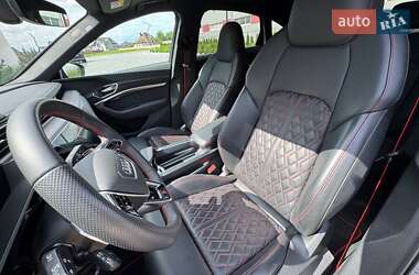 Внедорожник / Кроссовер Audi Q8 Sportback e-tron 2023 в 