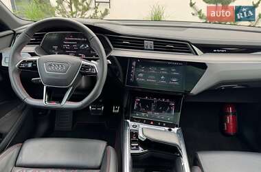 Внедорожник / Кроссовер Audi Q8 Sportback e-tron 2023 в 