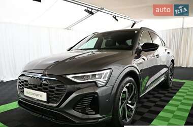 Позашляховик / Кросовер Audi Q8 Sportback e-tron 2025 в Києві