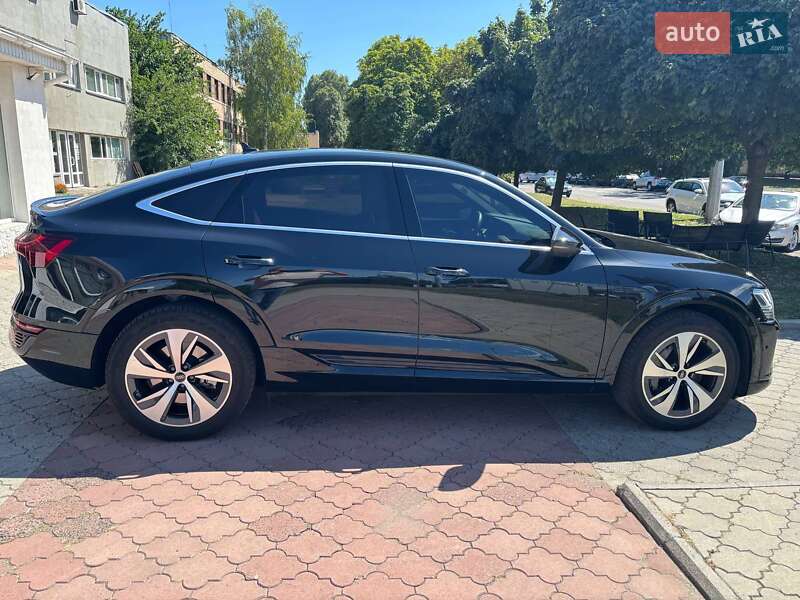 Внедорожник / Кроссовер Audi Q8 Sportback e-tron 2023 в Черкассах