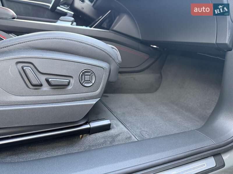 Внедорожник / Кроссовер Audi Q8 Sportback e-tron 2023 в Черновцах