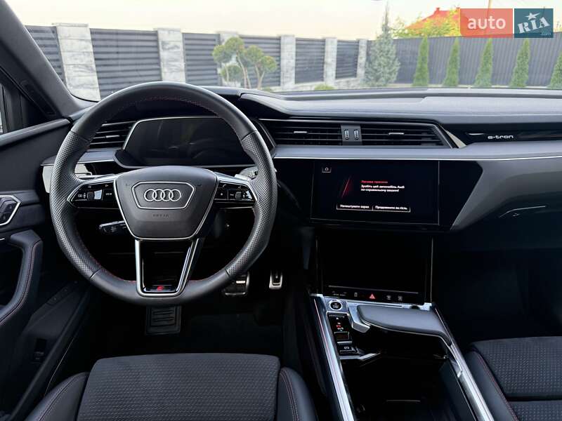 Внедорожник / Кроссовер Audi Q8 Sportback e-tron 2023 в Черновцах