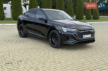 Внедорожник / Кроссовер Audi Q8 Sportback e-tron 2023 в 