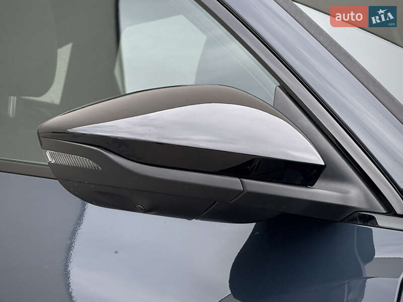 Позашляховик / Кросовер Audi Q8 Sportback e-tron 2023 в Луцьку фото 28 Позашляховик / Кросовер Audi Q8 Sportback e-tron 2023 в Луцьку