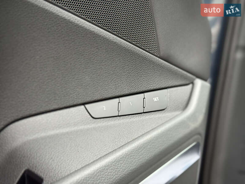 Позашляховик / Кросовер Audi Q8 Sportback e-tron 2023 в Луцьку фото 86 Позашляховик / Кросовер Audi Q8 Sportback e-tron 2023 в Луцьку