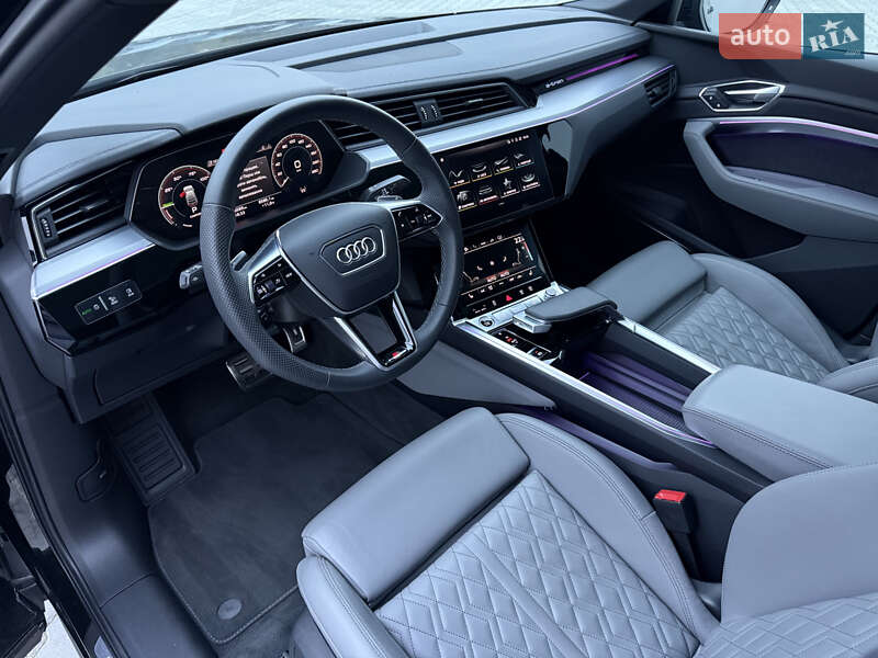 Позашляховик / Кросовер Audi Q8 Sportback e-tron 2023 в Мукачевому фото 9 Позашляховик / Кросовер Audi Q8 Sportback e-tron 2023 в Мукачевому