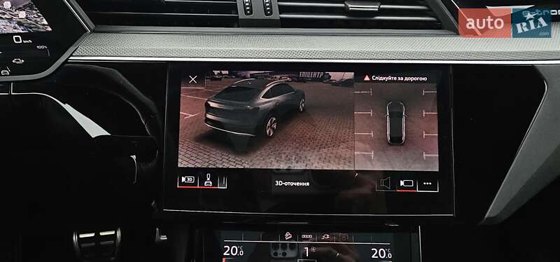 Позашляховик / Кросовер Audi Q8 Sportback e-tron 2024 в Тернополі