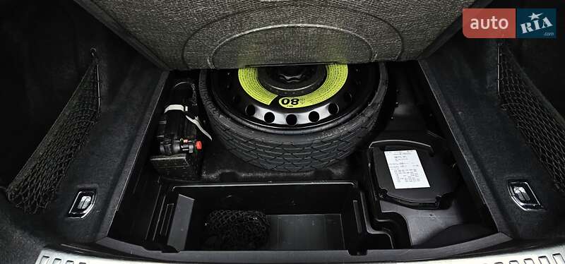 Позашляховик / Кросовер Audi Q8 Sportback e-tron 2024 в Тернополі