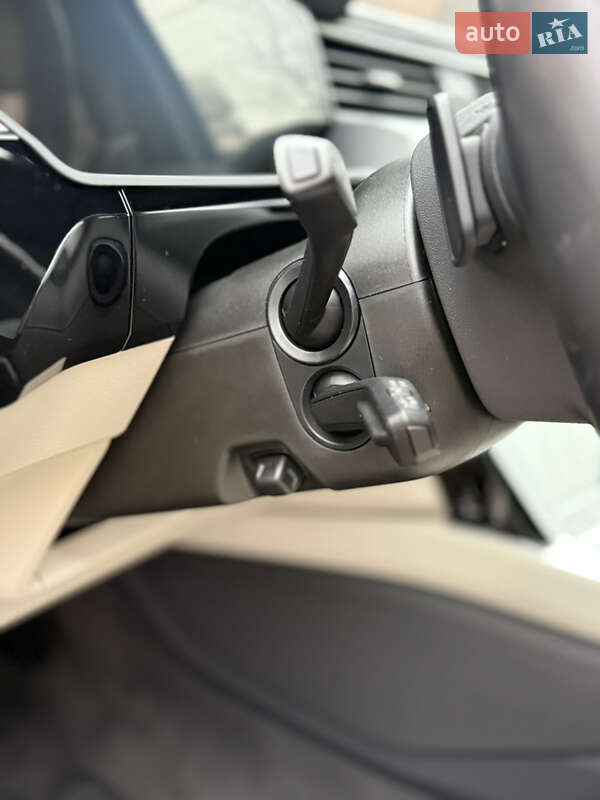 Внедорожник / Кроссовер Audi Q8 Sportback e-tron 2024 в Черновцах