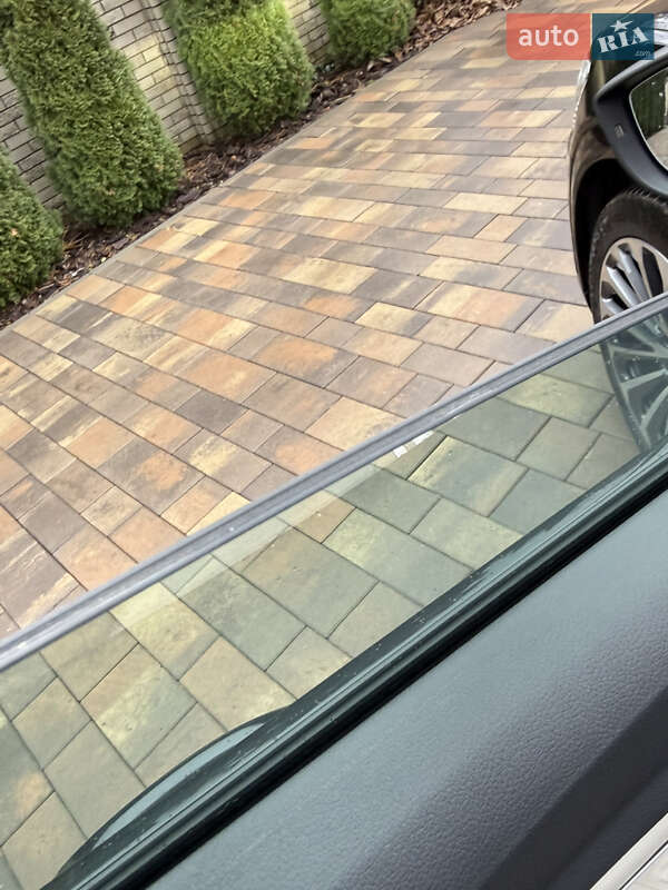 Внедорожник / Кроссовер Audi Q8 Sportback e-tron 2024 в Черновцах