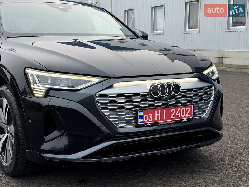 Позашляховик / Кросовер Audi Q8 Sportback e-tron 2024 в Ковелі