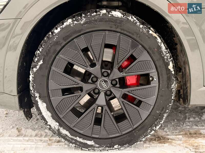 Внедорожник / Кроссовер Audi Q8 Sportback e-tron 2023 в Луцке