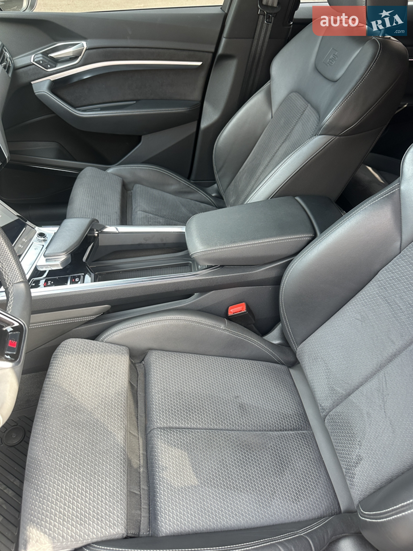2023 Audi Q8 - мініатюра 24